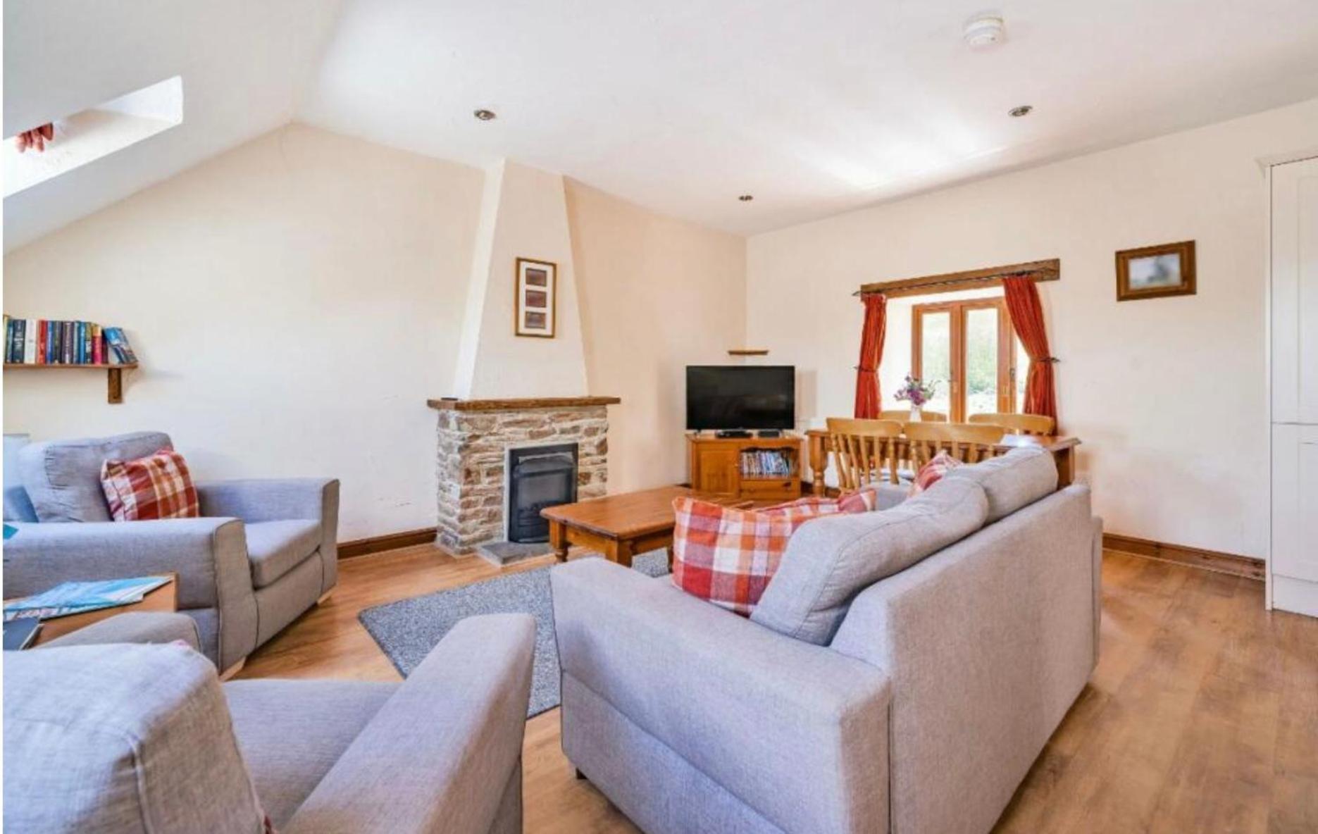 Bolberry Farm Cottages คิงส์บริดจ์ ภายนอก รูปภาพ
